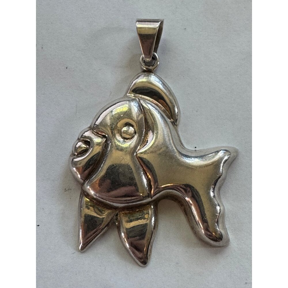 56.8mm Talleras Lagunas 925 Sterling Silver Slide Closure Fish Pendant